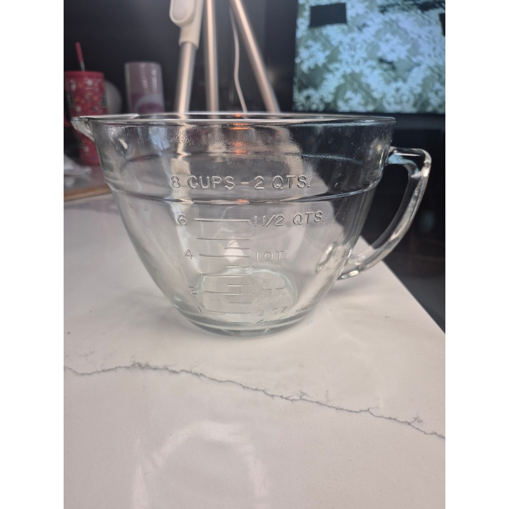 Anchor Hocking 8 Cup 2 Quart Glass Measuring Batter Bowl with Handle Spout USA
